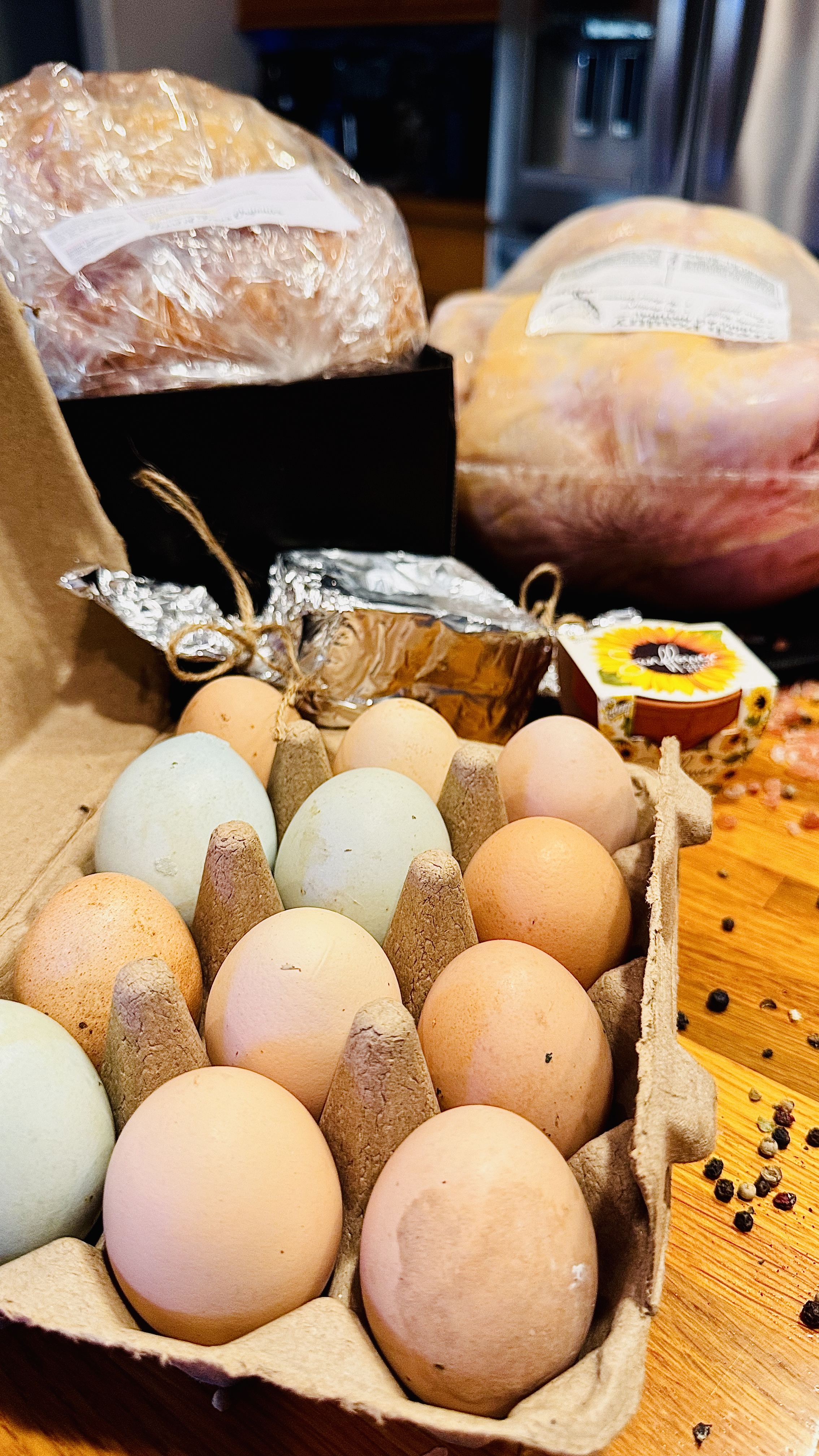 Customer farm box with eggs